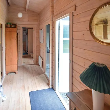 Three-bedroom Holiday In Nyaraló *