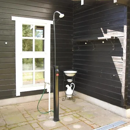 Three-bedroom Holiday In