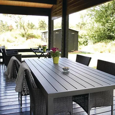 Three-bedroom Holiday In בית נופש Knebel