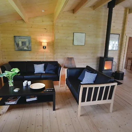Three-bedroom Holiday In * Knebel